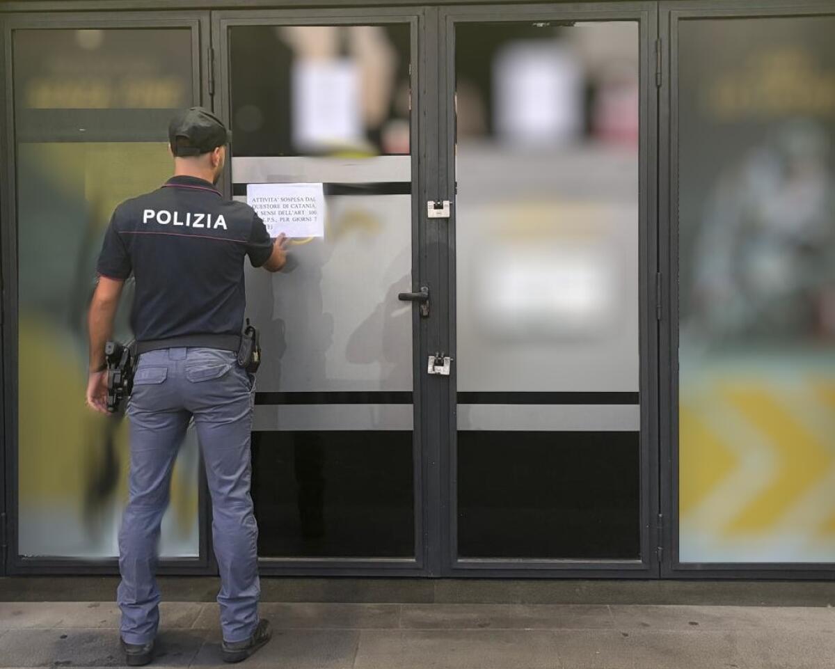 Polizia chiude un centro scommesse a Catania | Pregiudicati in festa o sicurezza in allerta? -
