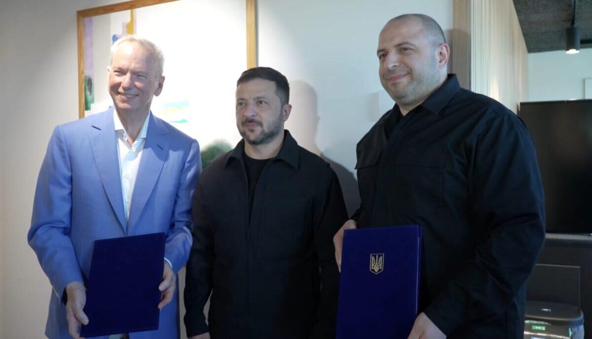Zelensky firma un accordo storico per droni con gli USA | Ma cosa significa realmente per la guerra in Ucraina? - 