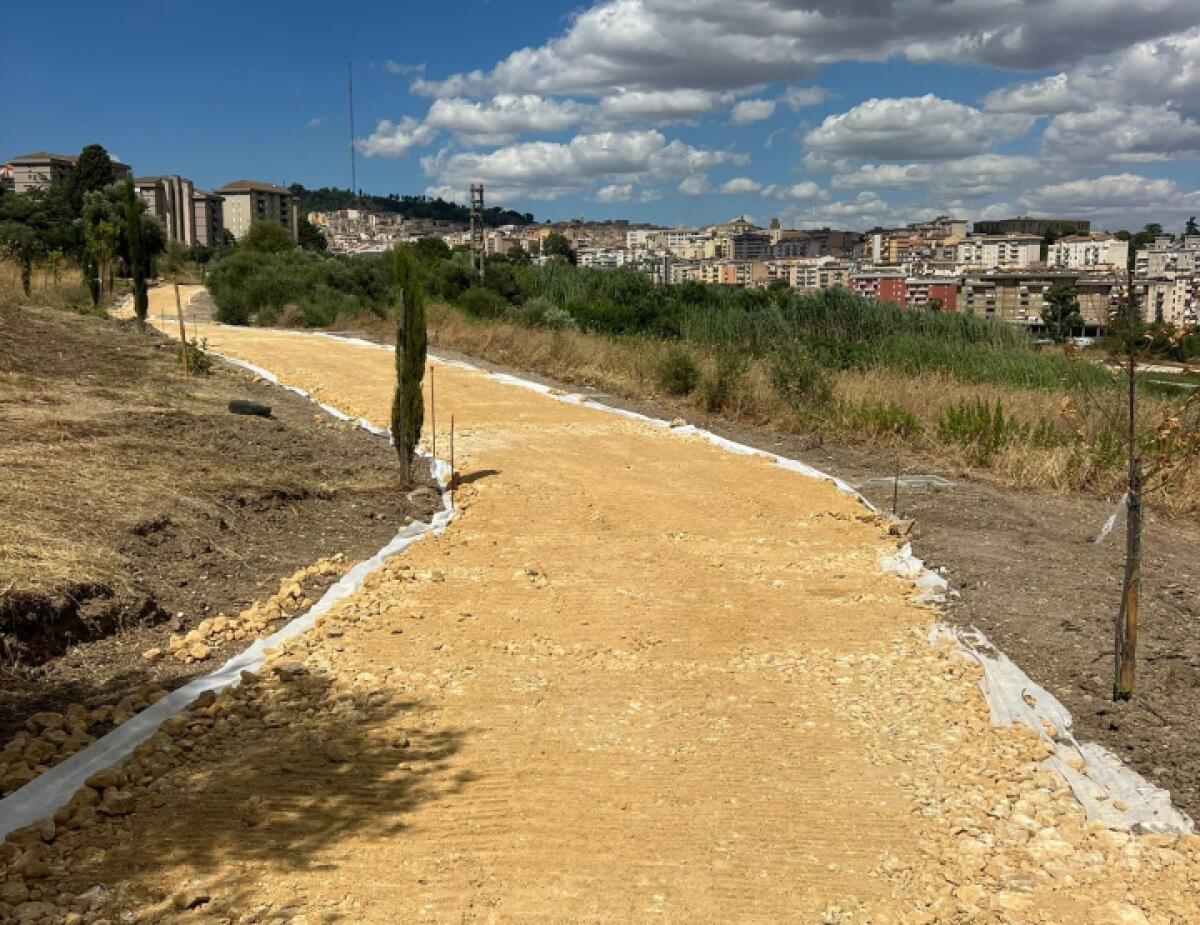 Rigenerazione del Parco Rosario Assunto a Caltanissetta | Scopri perché la chiusura fino al 2025 potrebbe essere una benedizione! - 