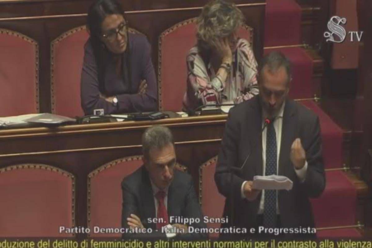 Ddl femminicidio, senatore Sensi (Pd) legge in Aula nomi donne uccise nel 2025 -