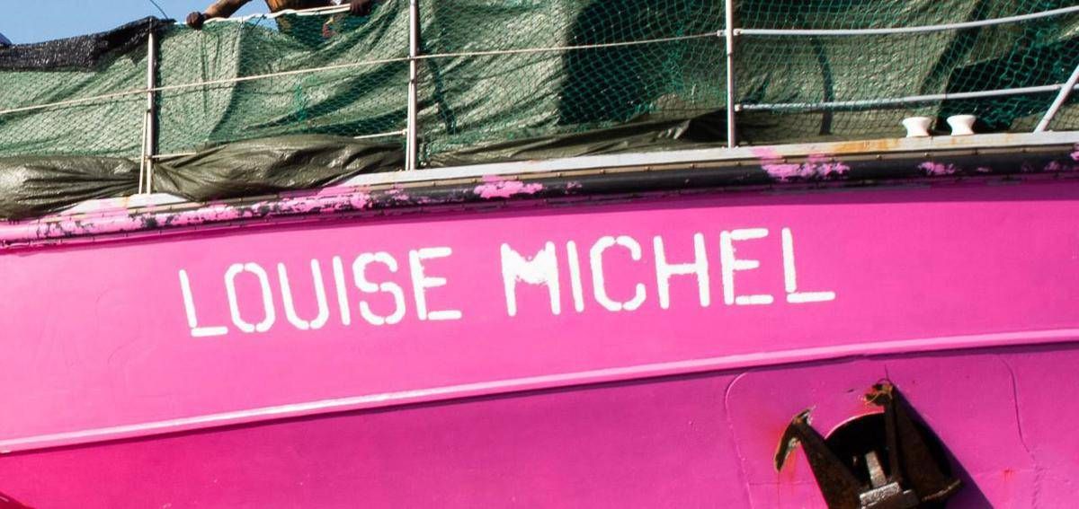 Migranti, 50 in fuga dalla Libia soccorsi dalla nave di Banksy: "Esausti e bisognosi di cure" - 