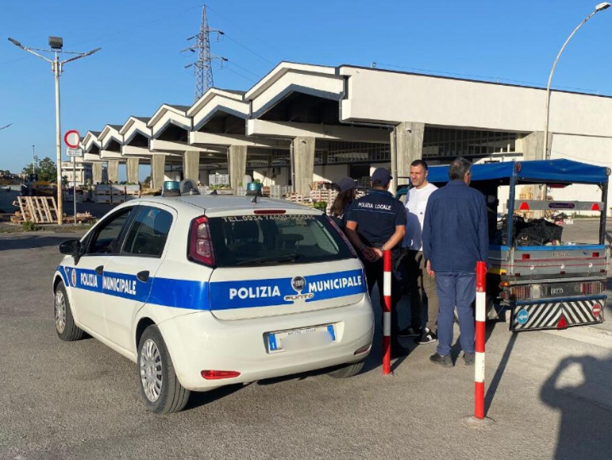 Gravi criticitĂ al mercato di Caltanissetta | Ma gli operatori ignorano le regole? -
