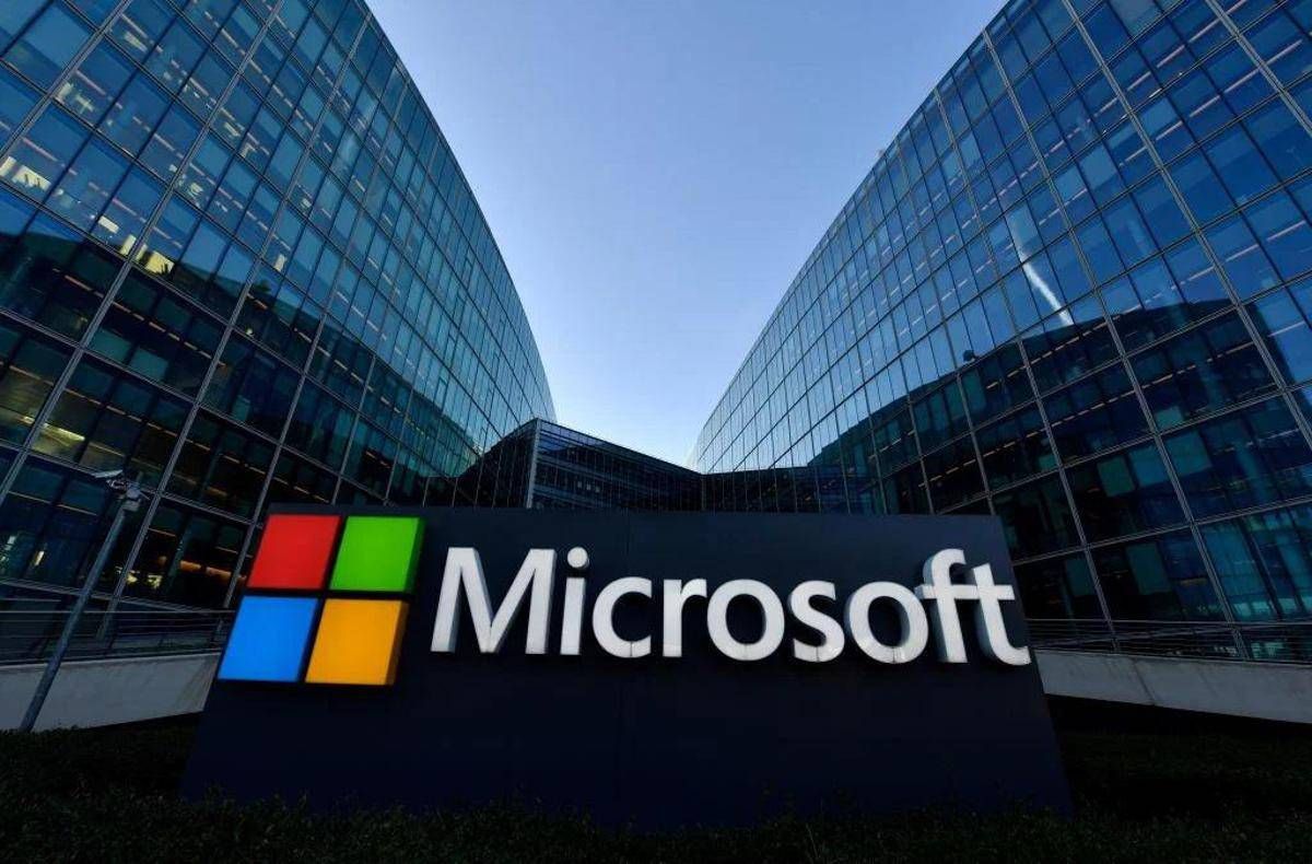 Microsoft taglia 9000 dipendenti, da inizio anno 65mila dipendenti in meno nel tech americano -