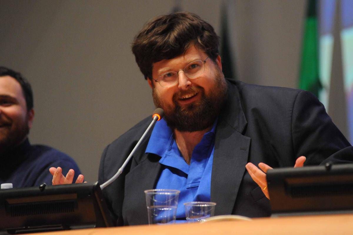 Mario Adinolfi dopo l'Isola dei famosi: "Comincia la fase 2 del dimagrimento" - 