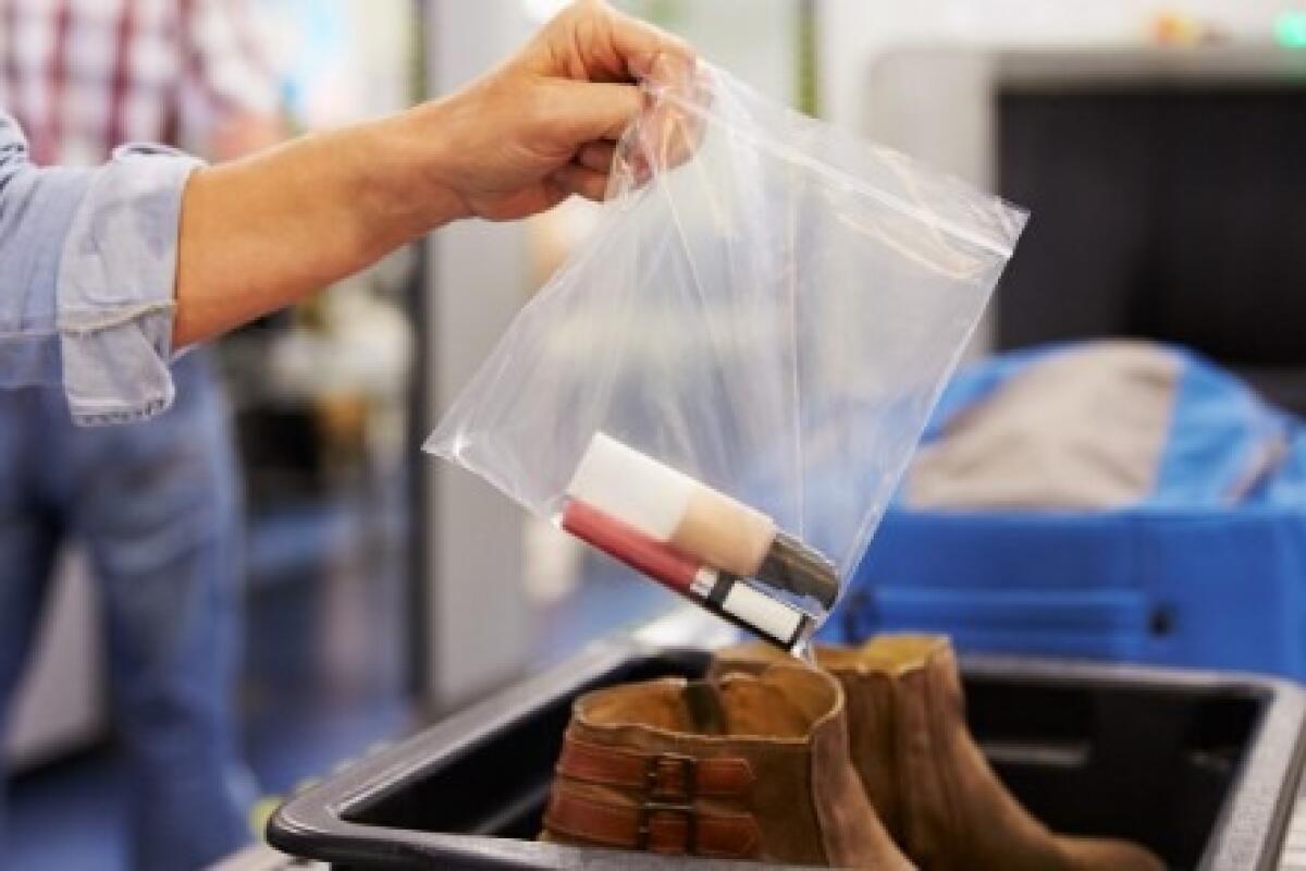 Ritorno dei liquidi in aereo | La fine di un'era di restrizioni? -