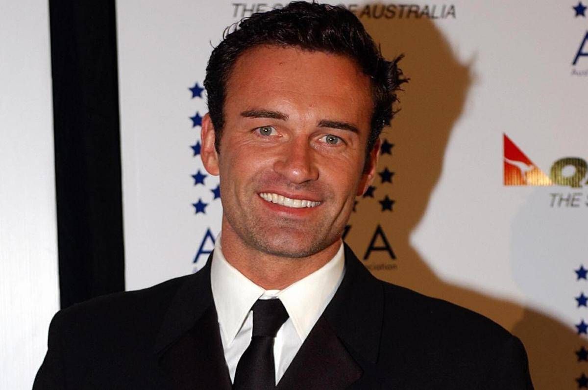 Morto Julian McMahon, attore di Nip/Tuck e Streghe: aveva 56 anni - 
