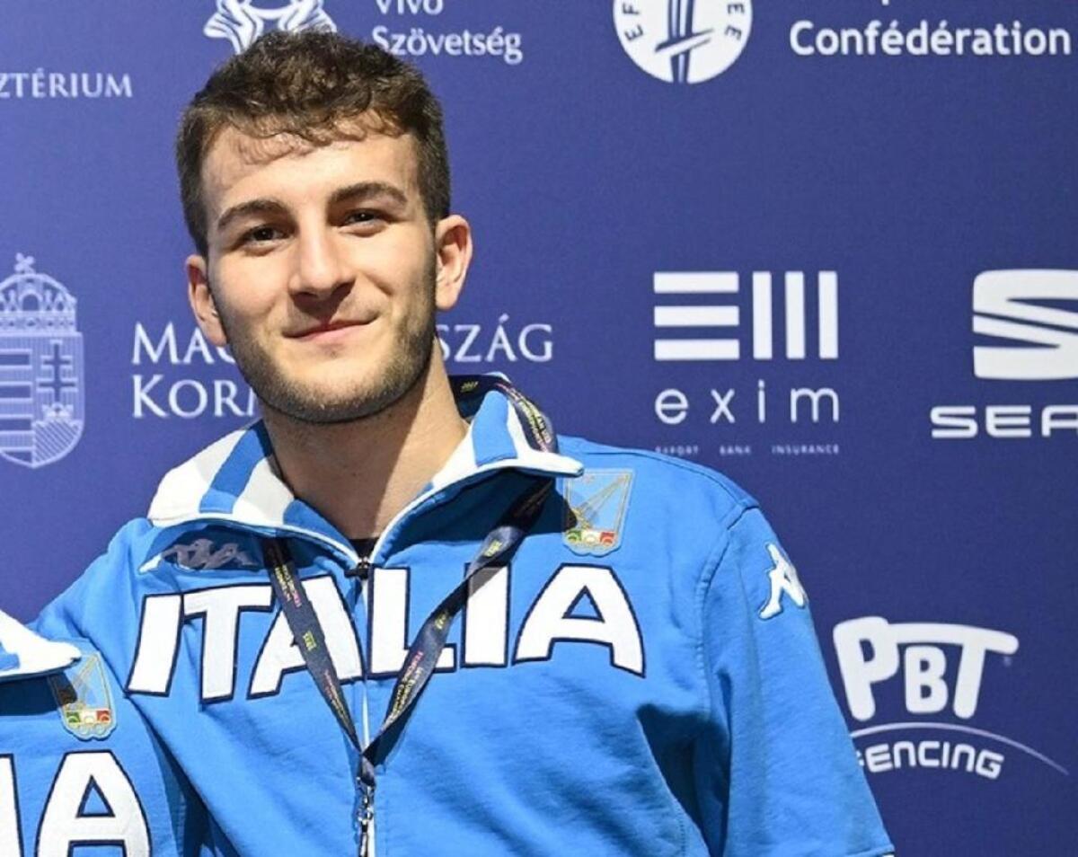 Federscherma Sicilia conquista il podio con 10 medaglie d'oro | Ma cosa si nasconde dietro questo improvviso successo? -