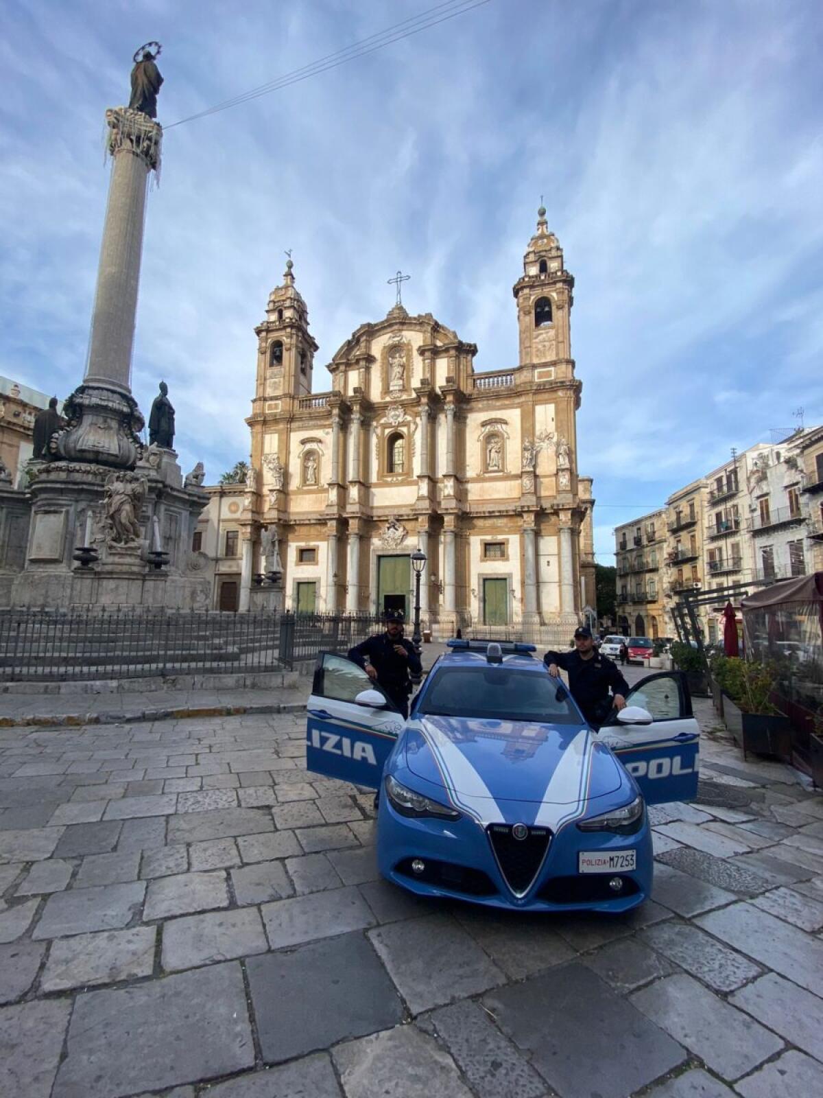 Minorenni e adulti in fuga: la Polizia di Palermo stoppa rapine che nessuno si aspettava! -