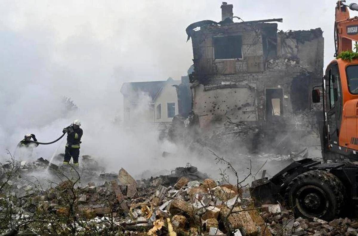 Ucraina, raid russi sul Paese: 4 morti e 32 feriti -