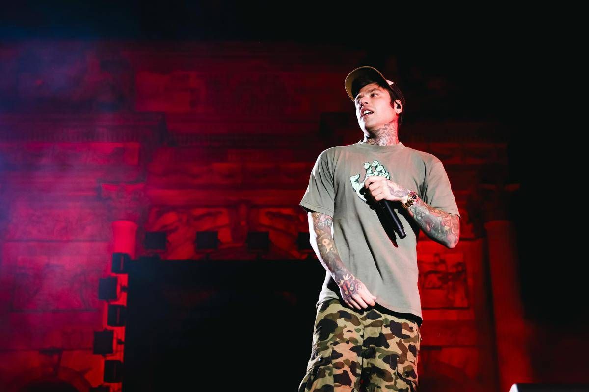 Fedez, spoiler del suo libro: da Sanremo al matrimonio finito con Ferragni -
