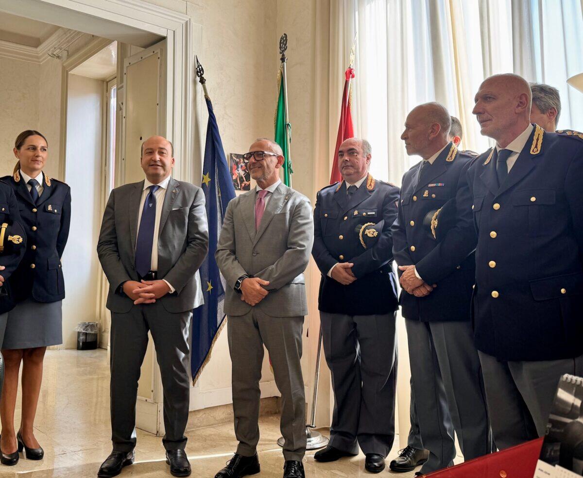 Incontro storicamente significativo tra Polizia e Prefetto a Catania | La vera sfida per la sicurezza urbana è solo all'inizio! -