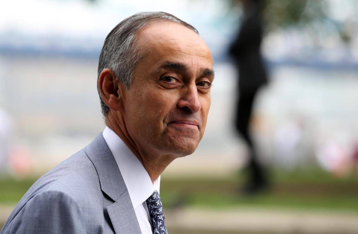 Lord inglese 'scippato' a Capri, banditi in fuga con orologio da 300mila euro - 