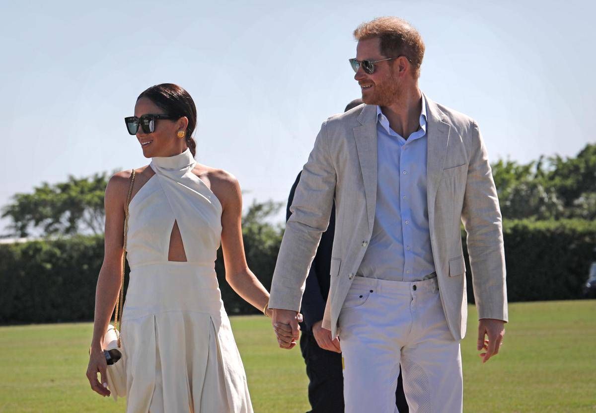 Lo zampino di Meghan e della sua guru nella possibile pace tra Harry e Re Carlo - 