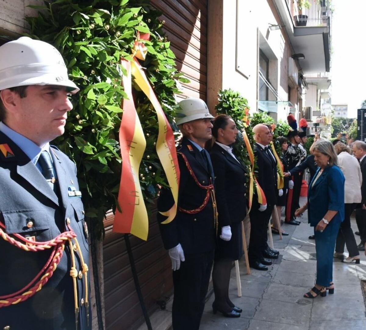 Un omaggio che riaccende la speranza in Sicilia | Ma la lotta contro la mafia è davvero una priorità per la Regione Siciliana? -