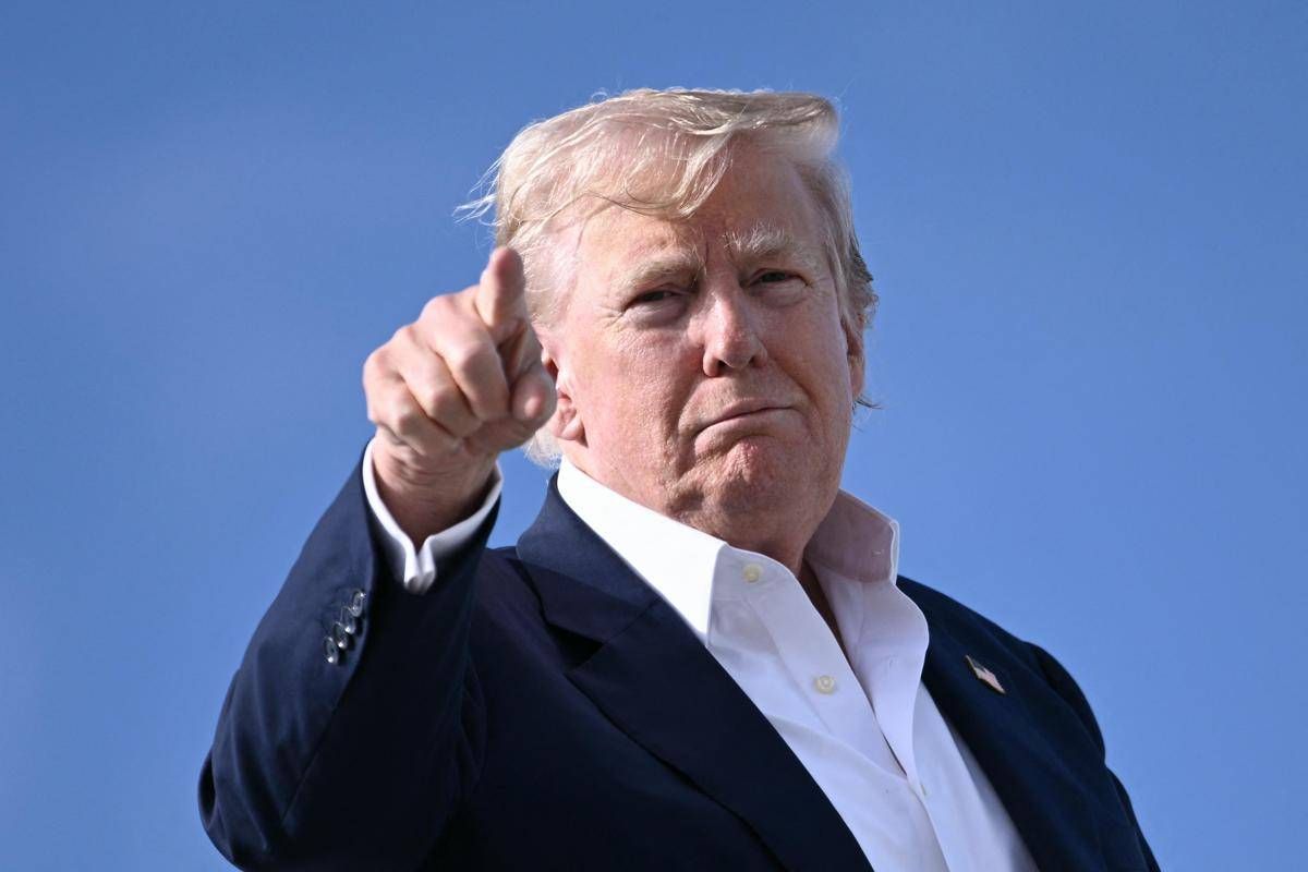 Ucraina, Trump a Putin: "Stop guerra in 10 giorni o sanzioni a Russia" -