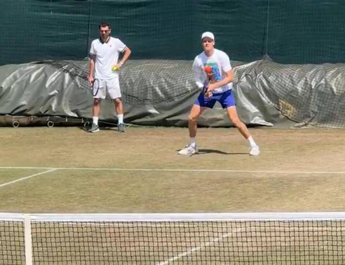 Sinner-Alcaraz, allenamento di Jannik prima di finale Wimbledon - 