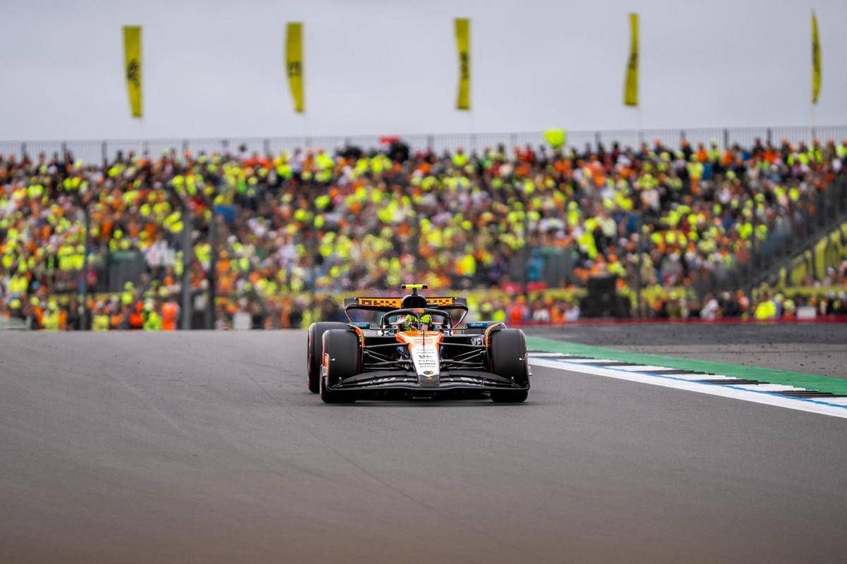 Gp Belgio, la griglia di partenza. Norris in pole, Hamilton 16esimo - 