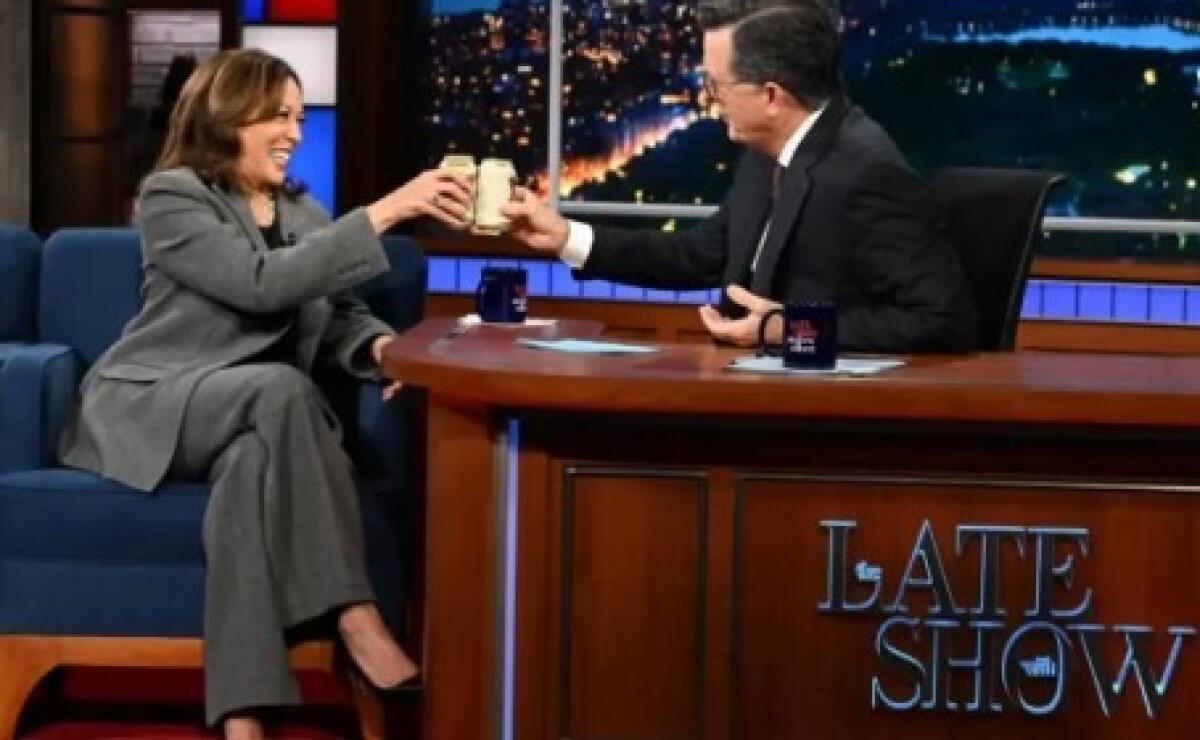 Colbert chiude il “Late Show” dopo 33 anni | Scopri il vero motivo dietro alla cancellazione! - 