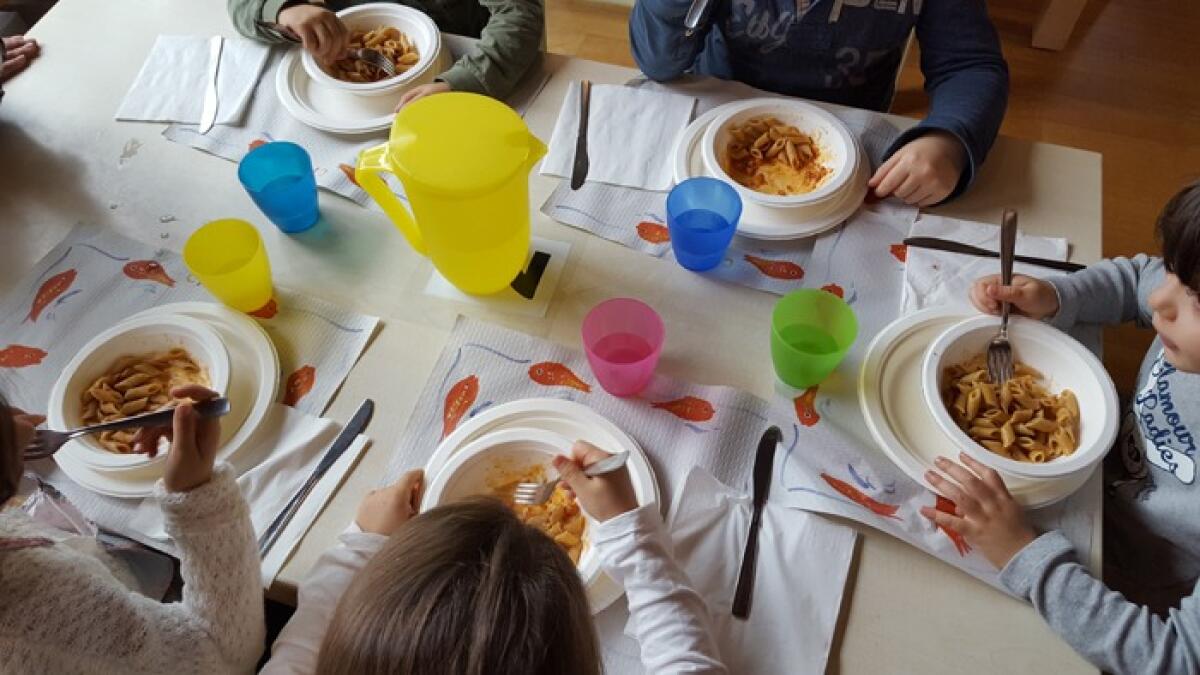 230 bambini avvelenati per un effetto "instagrammabile" | Chi si assumerà la responsabilità di questo scandalo? -