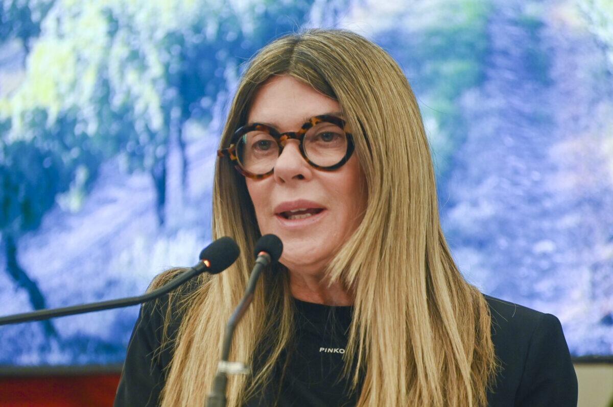 Elvira Amata sotto inchiesta | Il segretario si dimette: cosa succede ora? -