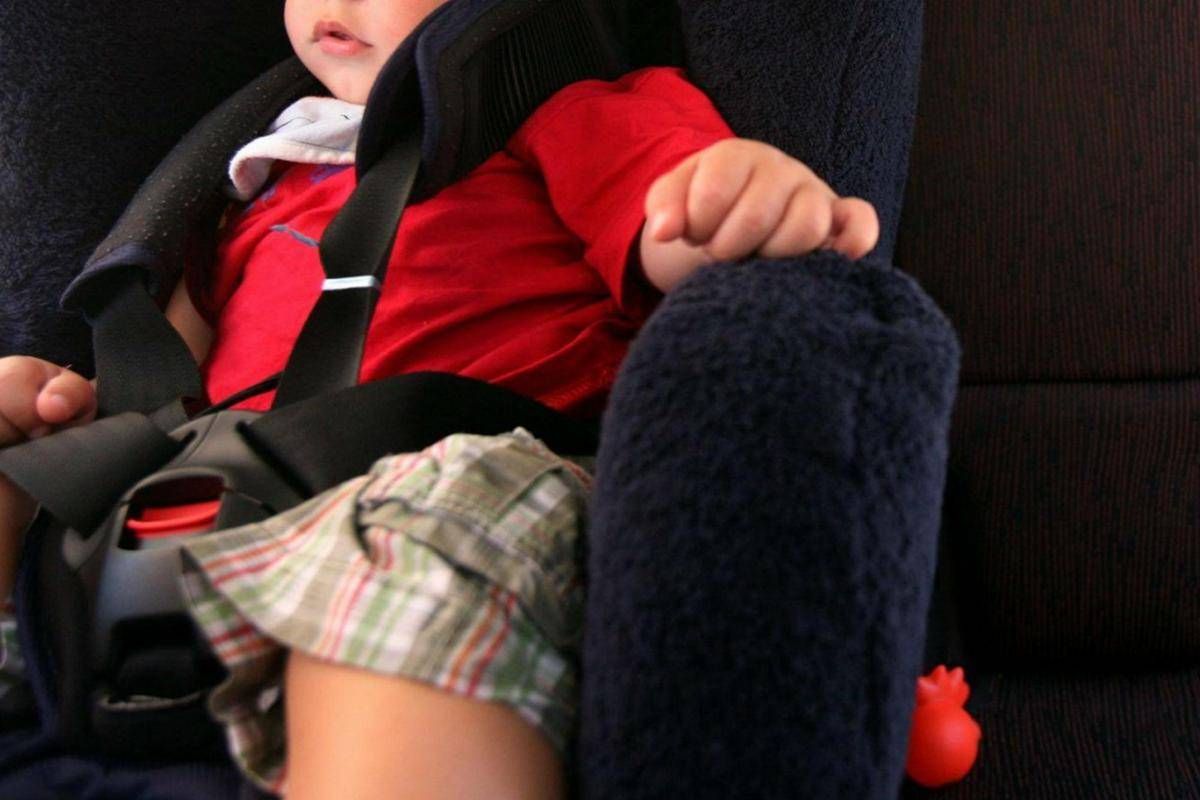 Belgio, bimbo di 15 mesi muore dimenticato in auto al sole - 