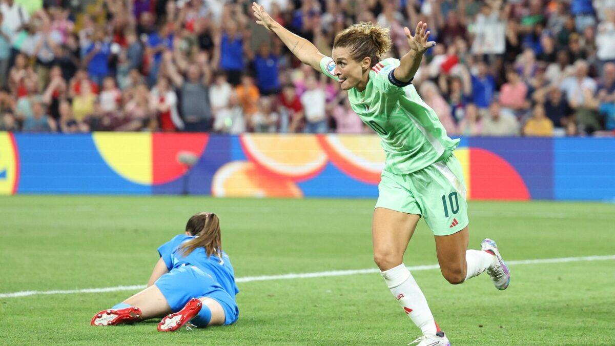 Italia in semifinale dopo 28 anni | Scopri perché la capitana Girelli è già una leggenda! -