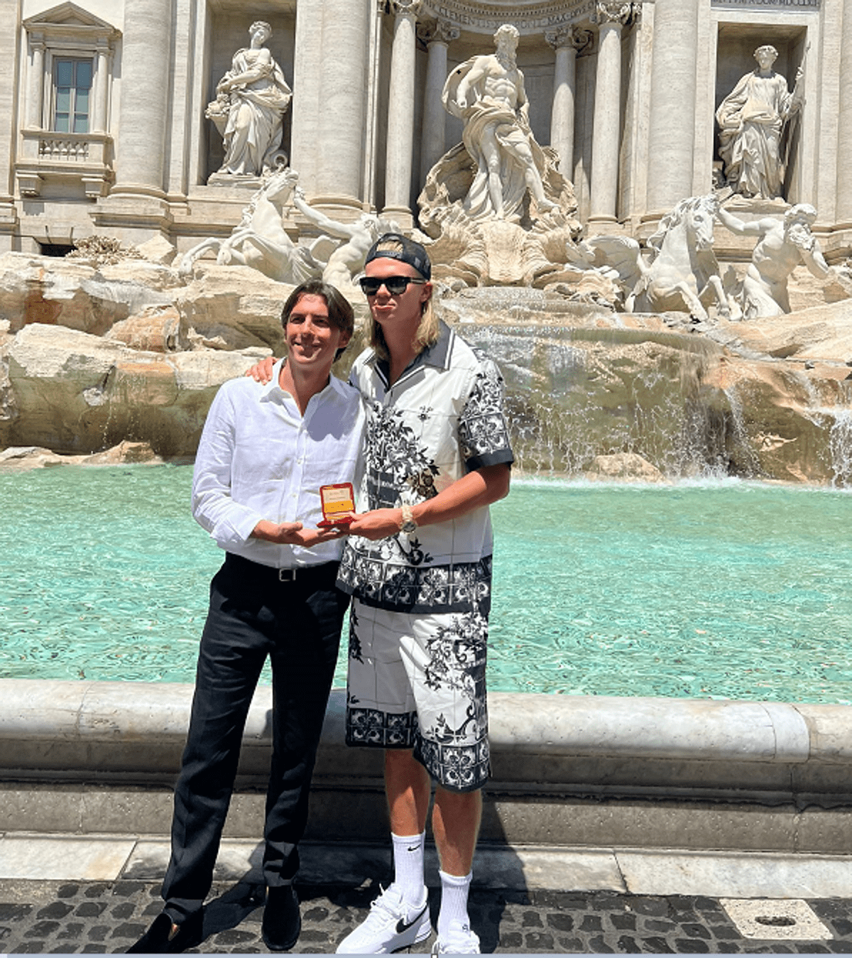 'Vacanze romane' di Haaland, da Fontana di Trevi a Piazza di Spagna -