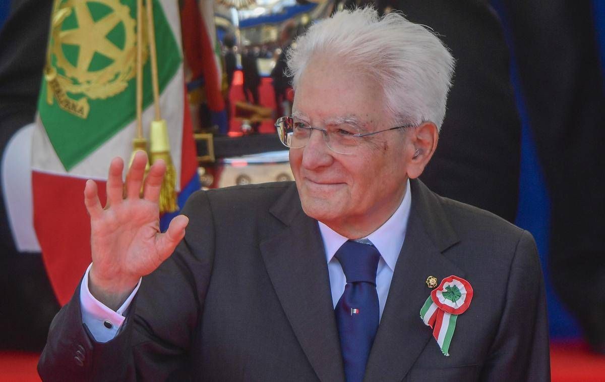 Sergio Mattarella compie 84 anni, gli auguri della politica -