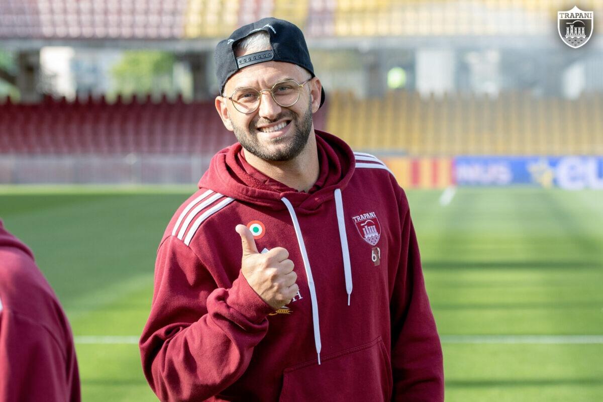 Oliver Kragl lascia Trapani Calcio dopo una stagione esaltante | I tifosi reagiscono con emozioni contrastanti! -