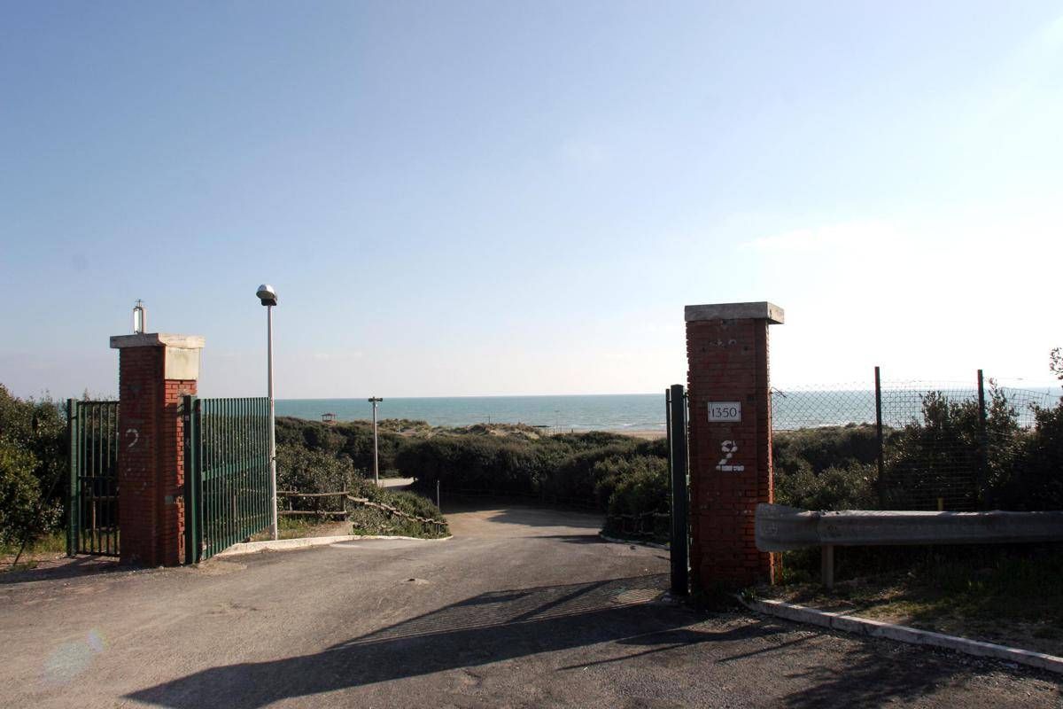 Ostia, spiagge Cancelli senza bagni e bagnini: diffida del Codacons al Comune di Roma - 