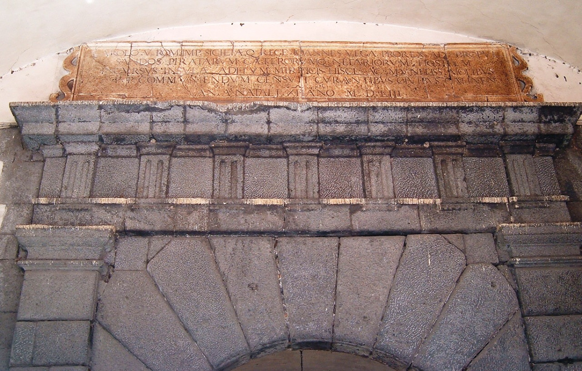 Era l’ingresso monumentale di Catania: oggi ne resta solo un frammento nascosto - Foto: Pequod76/Wikipedia