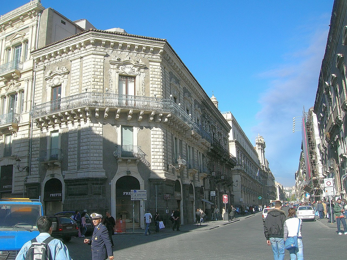L’ottagono barocco nel cuore di Catania, il caratteristico incrocio urbano dalla storia sorprendente - Foto: Triquetra/Wikipedia