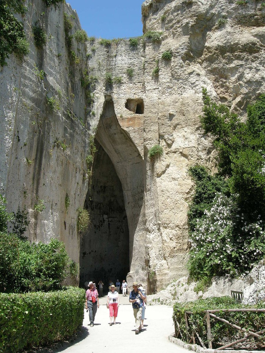 L'assurda grotta siracusana che svela un segreto acustico unico al mondo - Foto: I, Sailko/Wikipedia