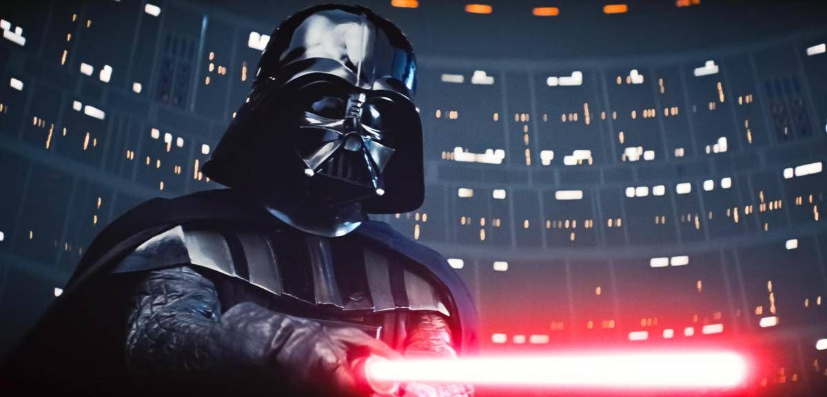Star Wars, la spada laser di Dart Vader va all'asta: può valere 3 milioni di dollari -