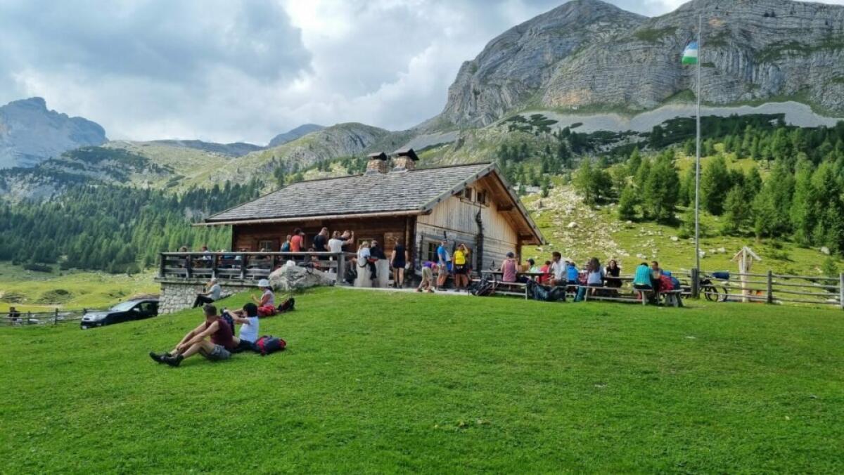 Montagna in crisi, turisti avvisati: non è un parco giochi e il divertimento ha un costo! - 
