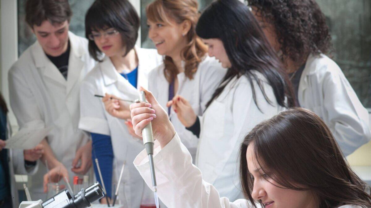 24.026 Posti per Medicina: è davvero il momento giusto per provare? - 