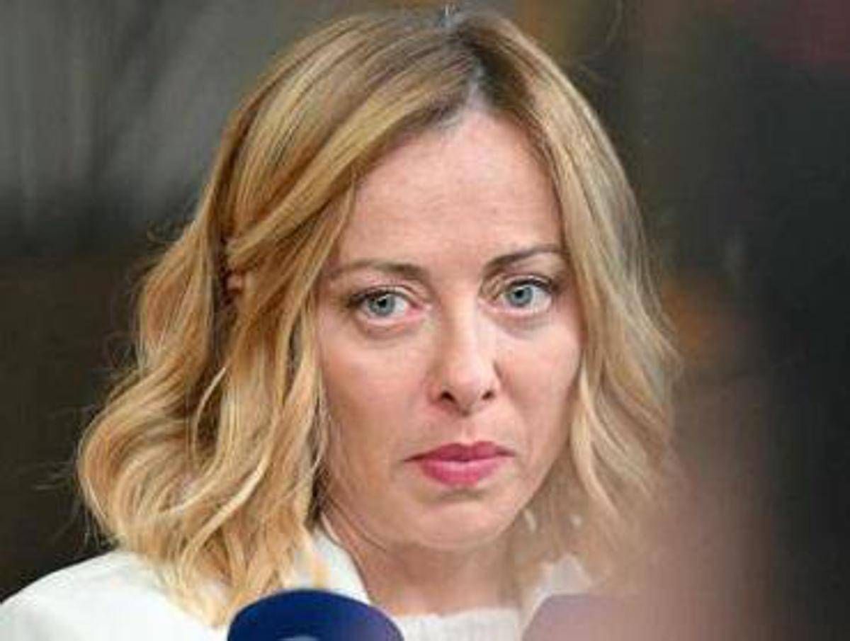 Incidente su A1, oggi i funerali. Meloni: "Mi stringo a famiglie delle vittime" -