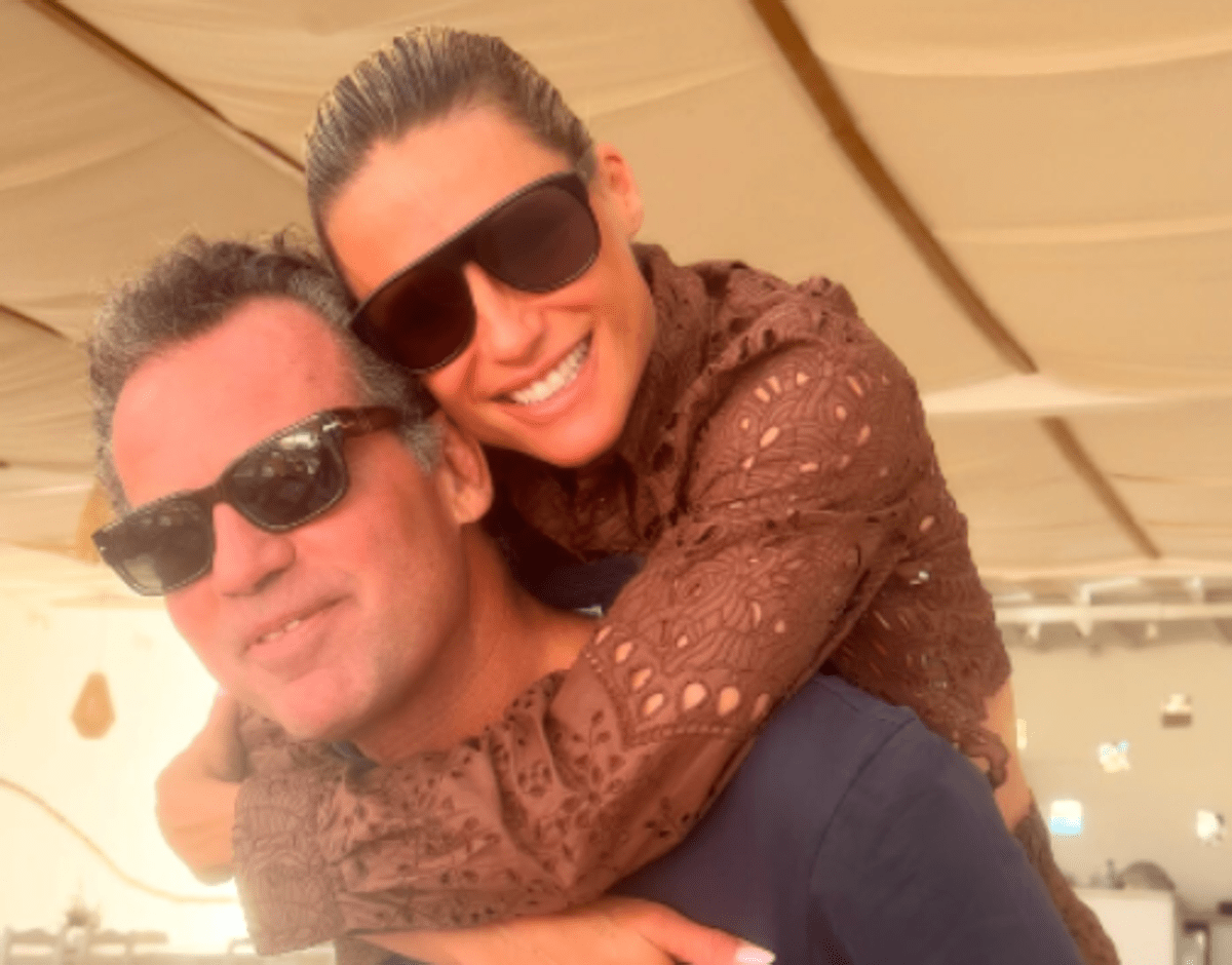Michelle Hunziker e Nino Tronchetti Provera, baci e regali ad alta quota -