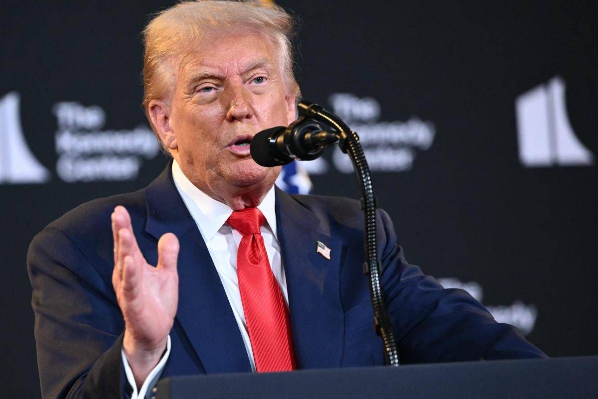 Ucraina-Russia, Trump non discuterà divisione territori a summit con Putin - 