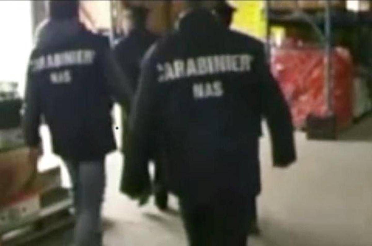Botulino, Nas: "Conserve vegetali più a rischio, quando le aprite attenti al clic clac" - 