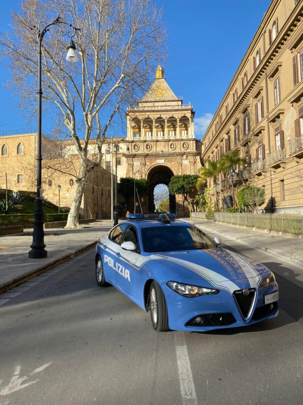 Tre arresti per estorsione a Palermo | Scopri come una truffa da 17.000 euro si è trasformata in un incubo reale! -