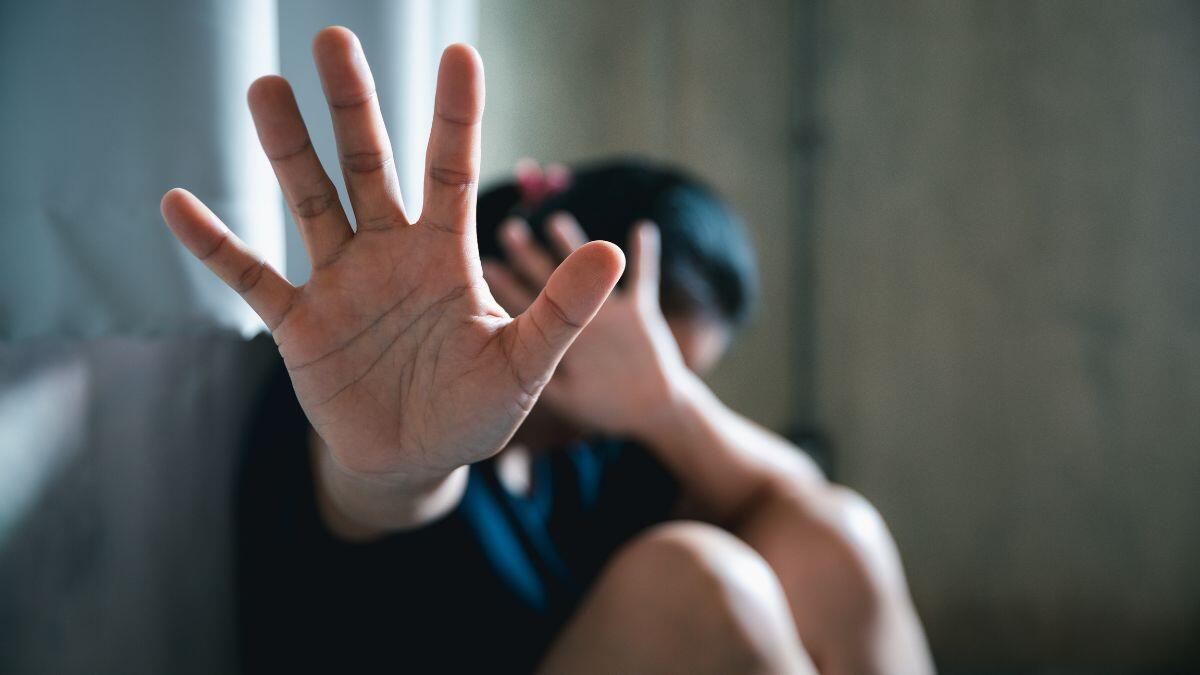 Arrestato un cittadino cinese per violenza su una 11enne | Come abbiamo lasciato che simili atrocità accadessero? -