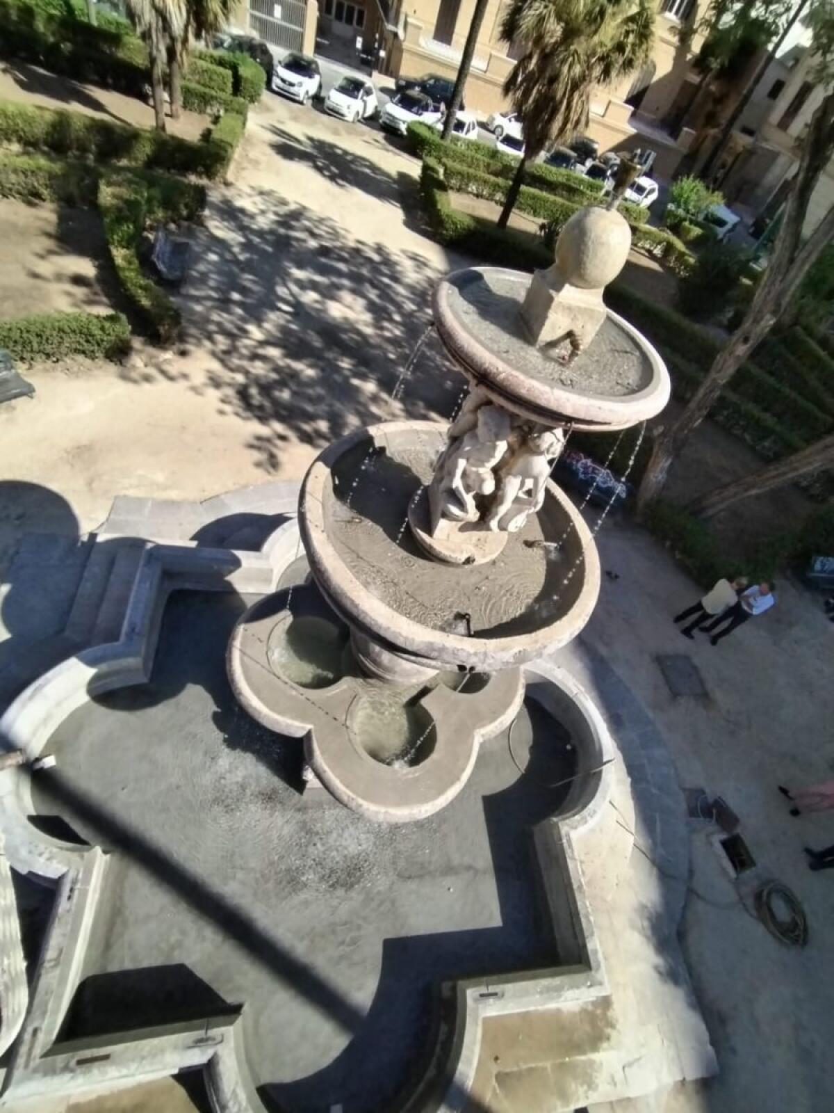 Fontana della Ninfa torna a splendere a Palermo | È davvero un segno di rinascita o solo un’intervento superficiale? - 