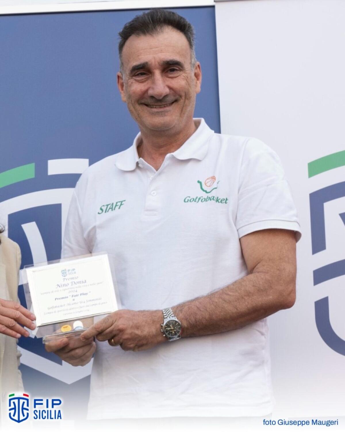 Piero Messana ci lascia: il volto nascosto della FIP Sicilia | Un'icona del basket alcamese o un eroe dimenticato? -