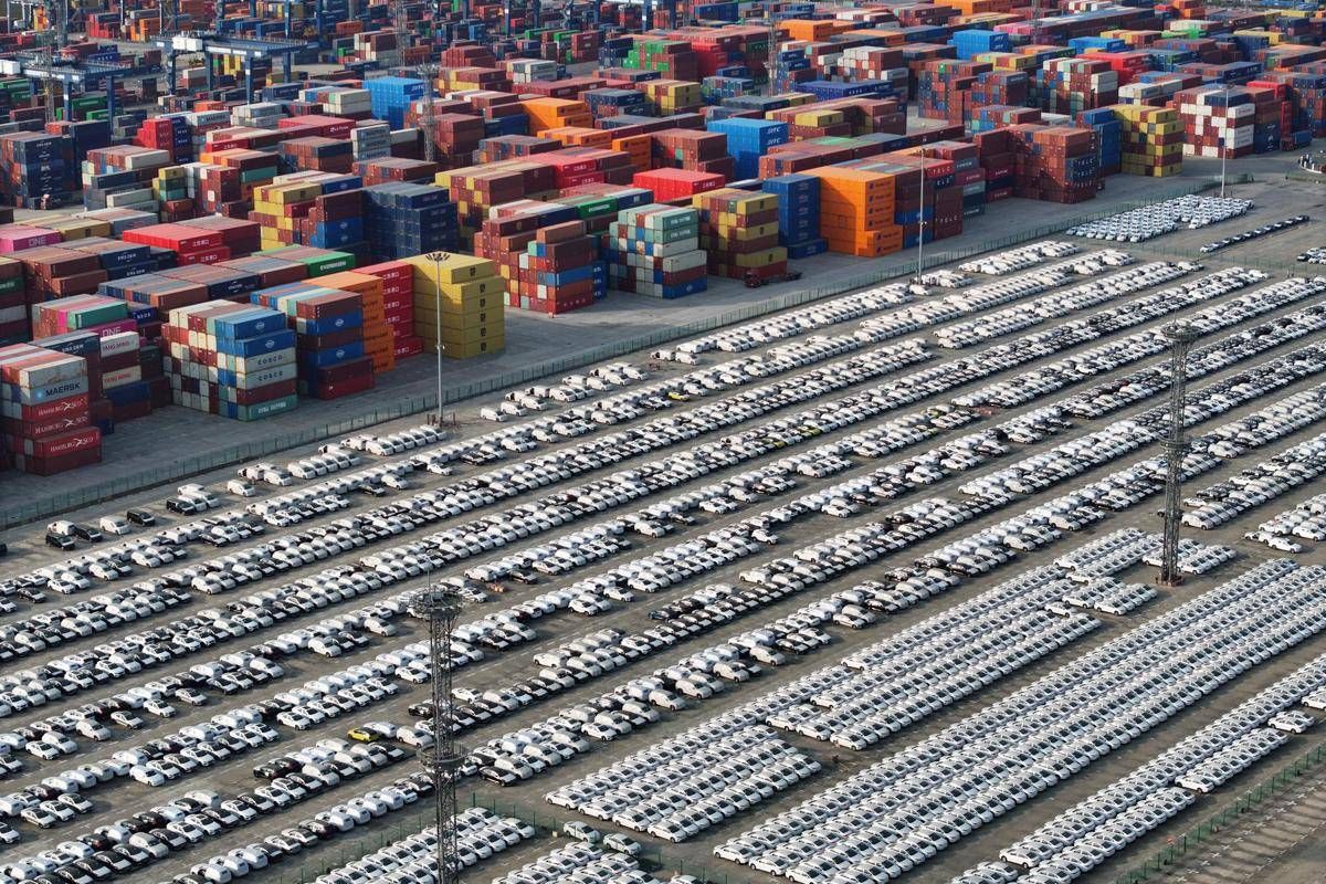 Dazi, Trump: "Firmato estensione tregua con Cina per altri 90 giorni" -