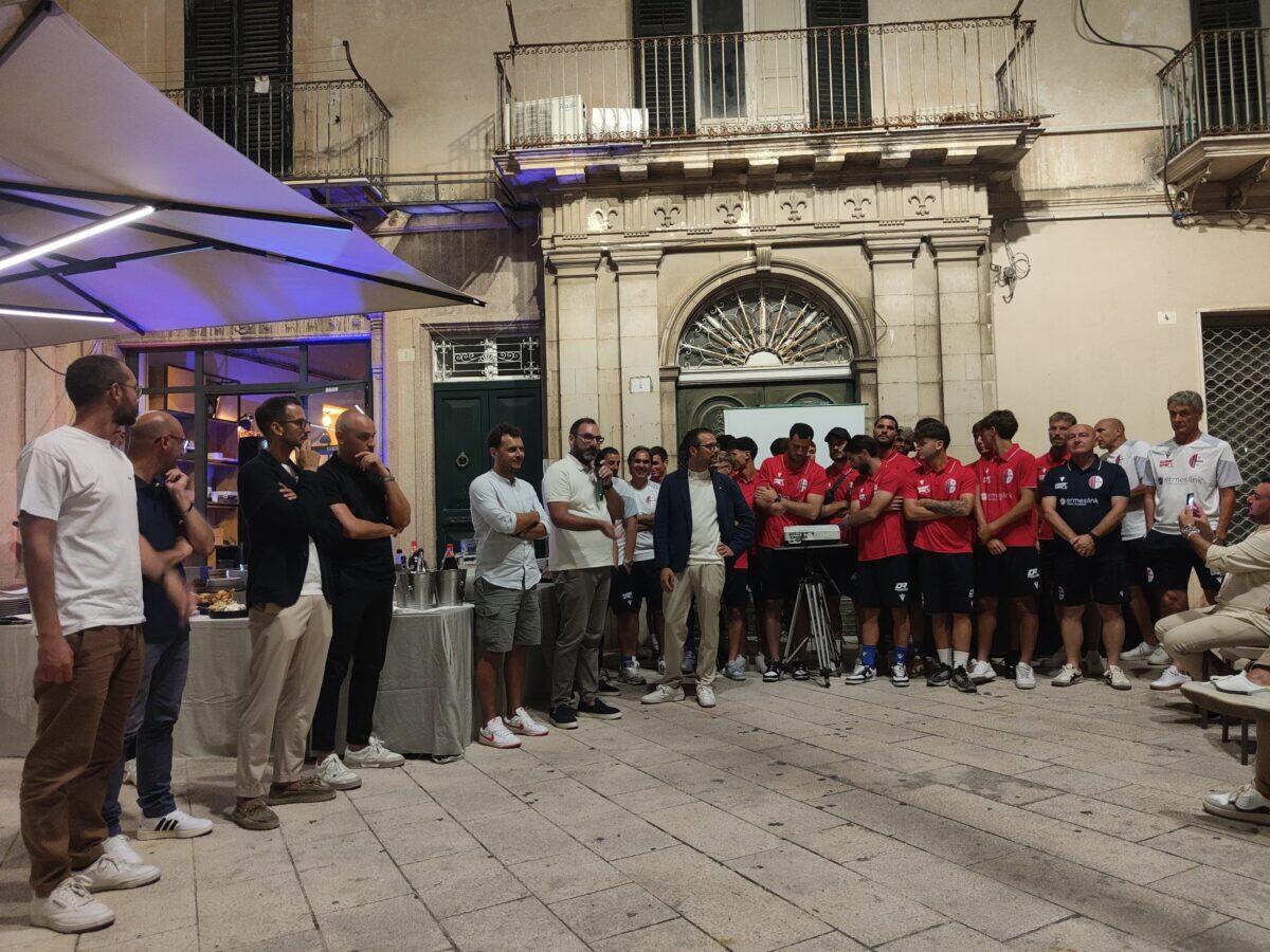 Modica calcio sorprende con nuove maglie | Scopri perché gli sponsor non possono mancare! -