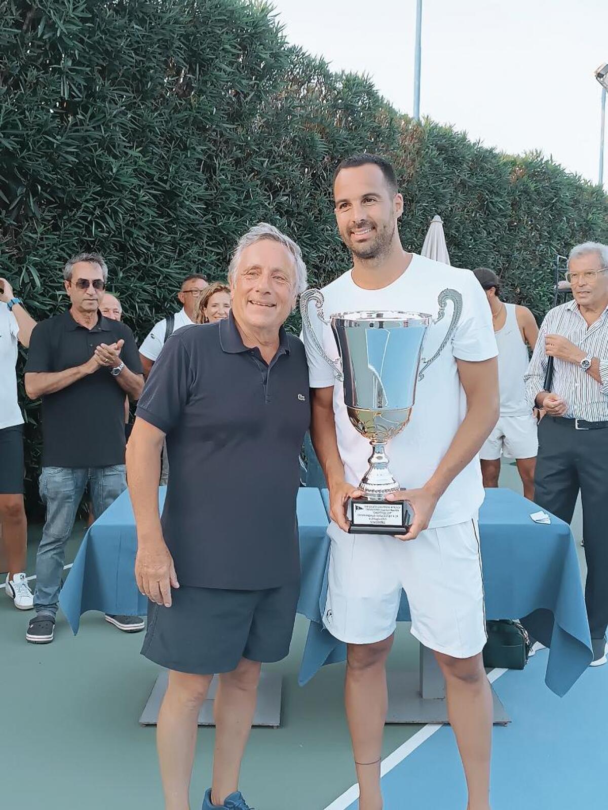 Sicilia al centro dell'attenzione | Scopri i segreti delle nuove star del tennis! -