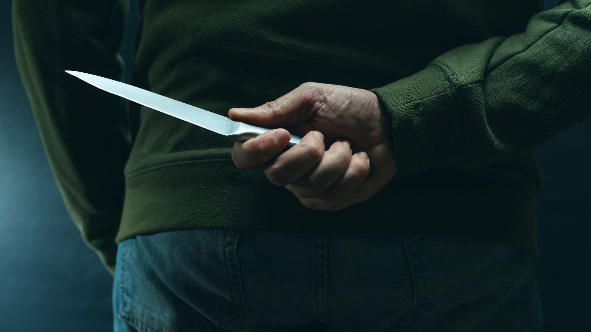 Accoltellato a 18 anni in pieno giorno | È davvero la fine di una generazione pacifica? -