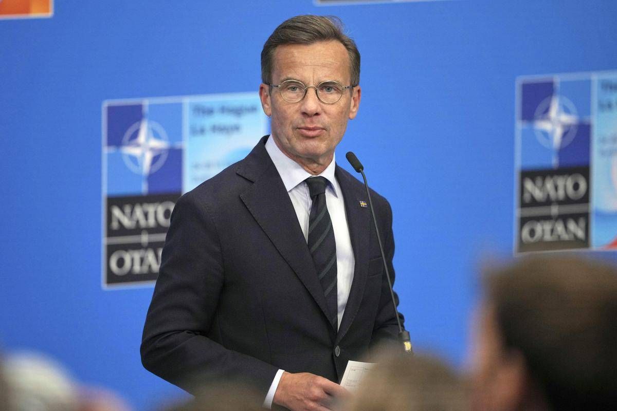 È polemica in Svezia, il premier Kristersson governa usando ChatGpt -