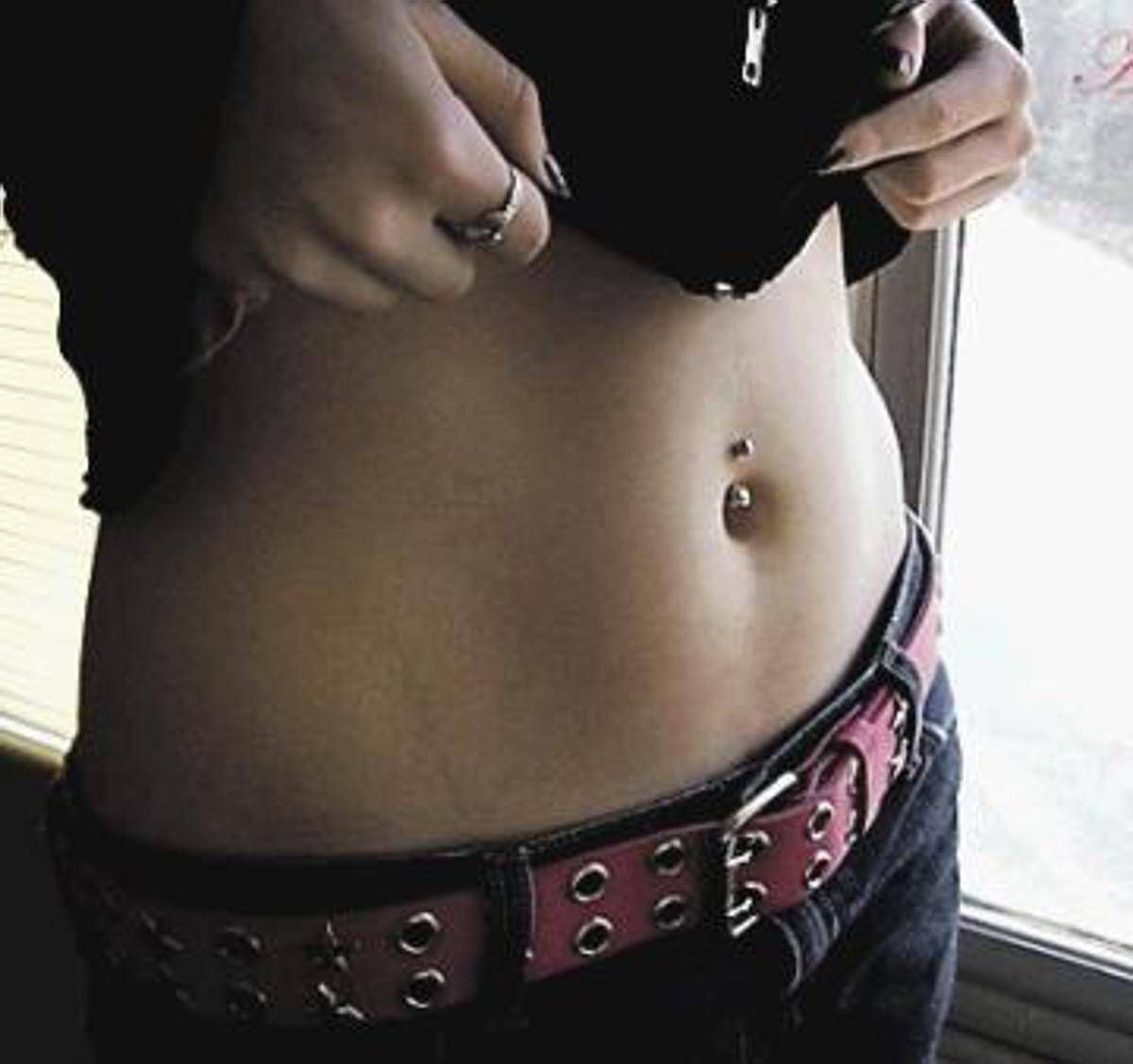 Piercing 'marini', la body art che sfida sole e spiaggia - 